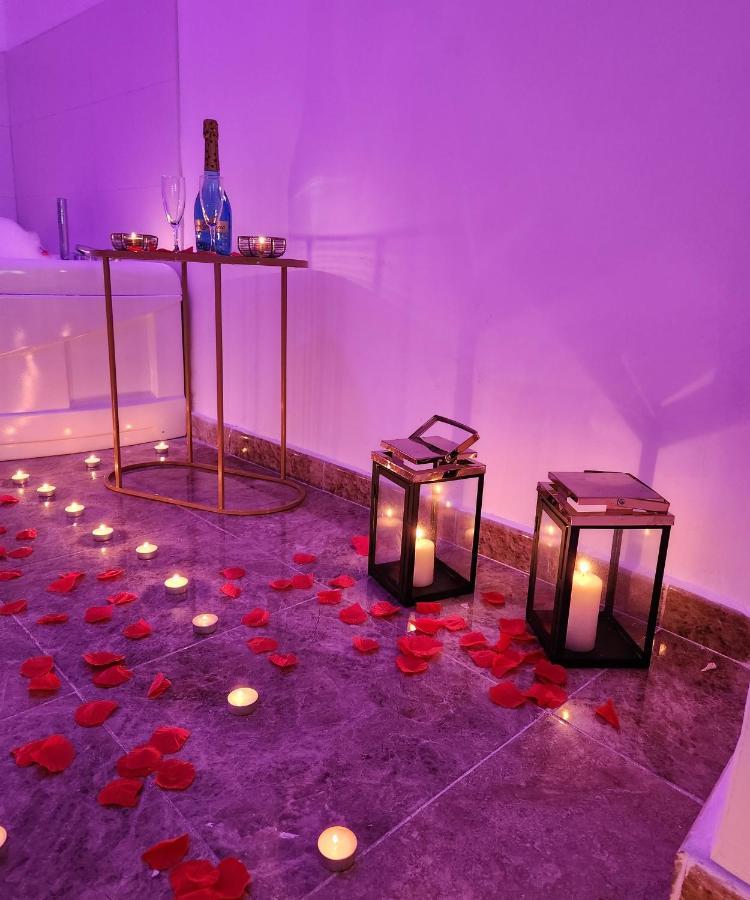 Appartement Apartamento Love Jacuzzi à Carthagène Extérieur photo